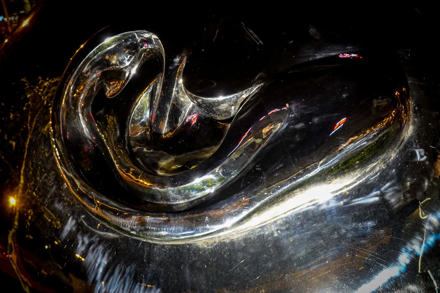 Liquid glass