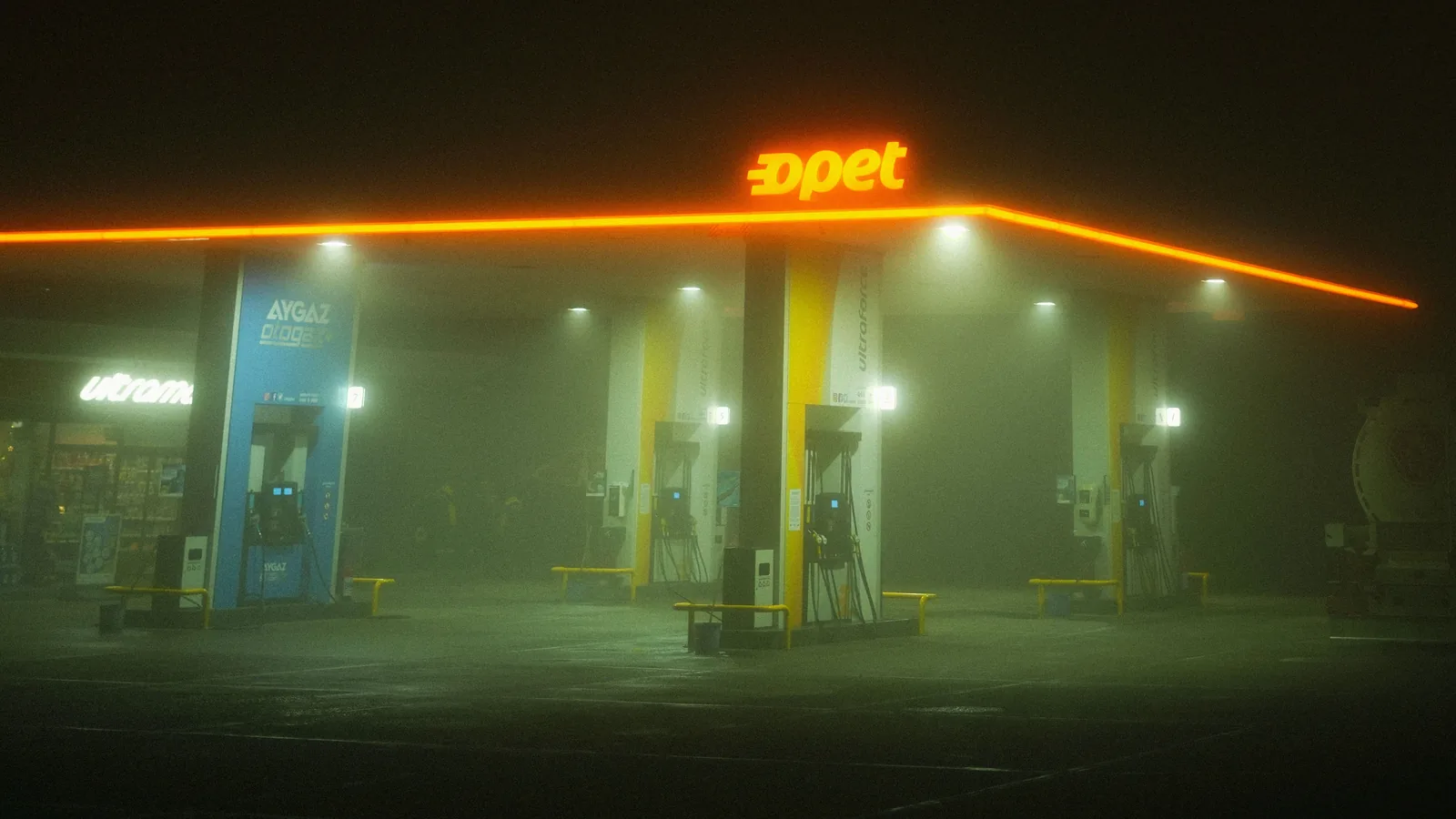 Night station